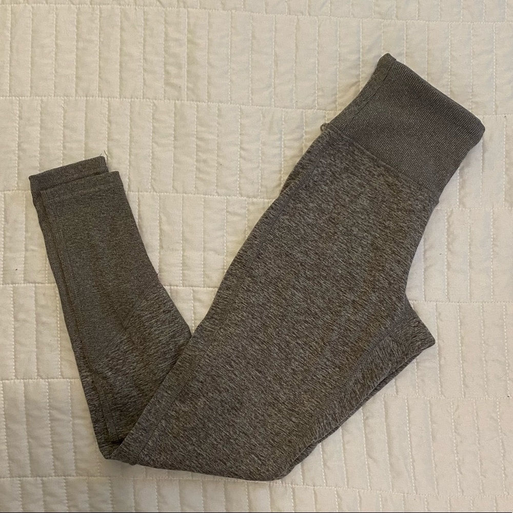 Zobha women’s small grey leggings